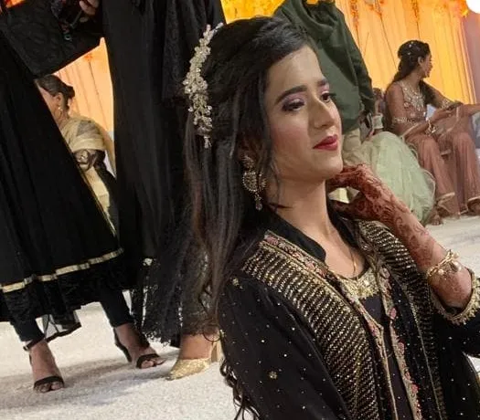 Naba Aafrin Siddiqui HT250530091
