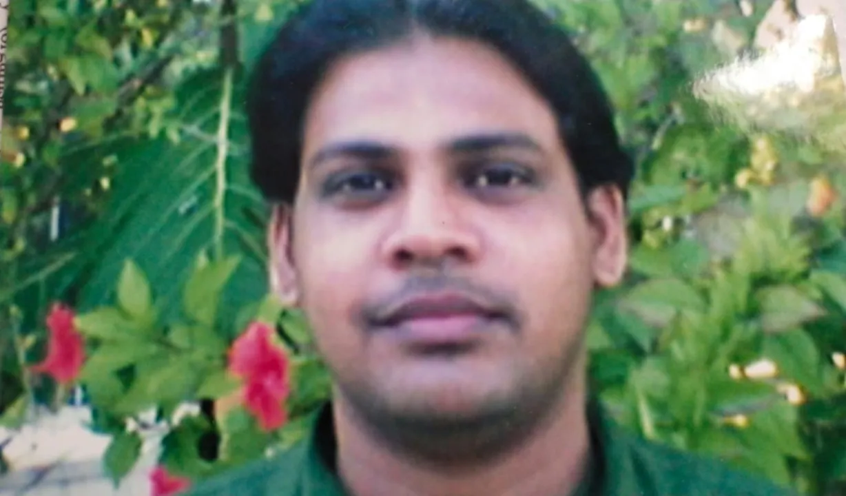 Divorcee Mohamed Safiullah a Faiyaz HT250530152