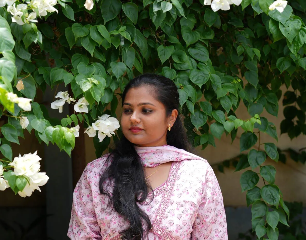 Dr Shaik Mussaveera Sulthana HT250530106