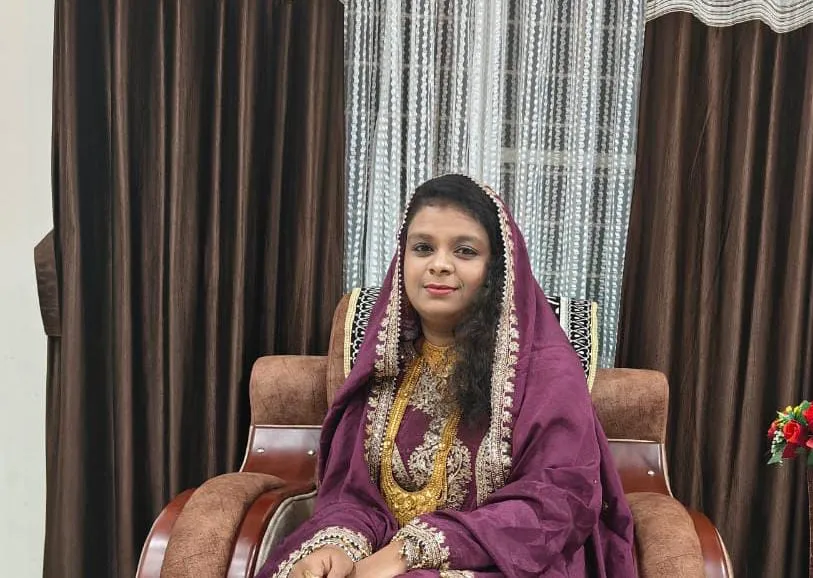 Naziya F HT250530119