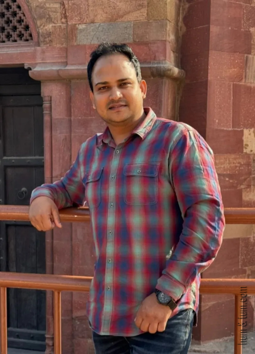 Poly Anwar Khan HT251031340